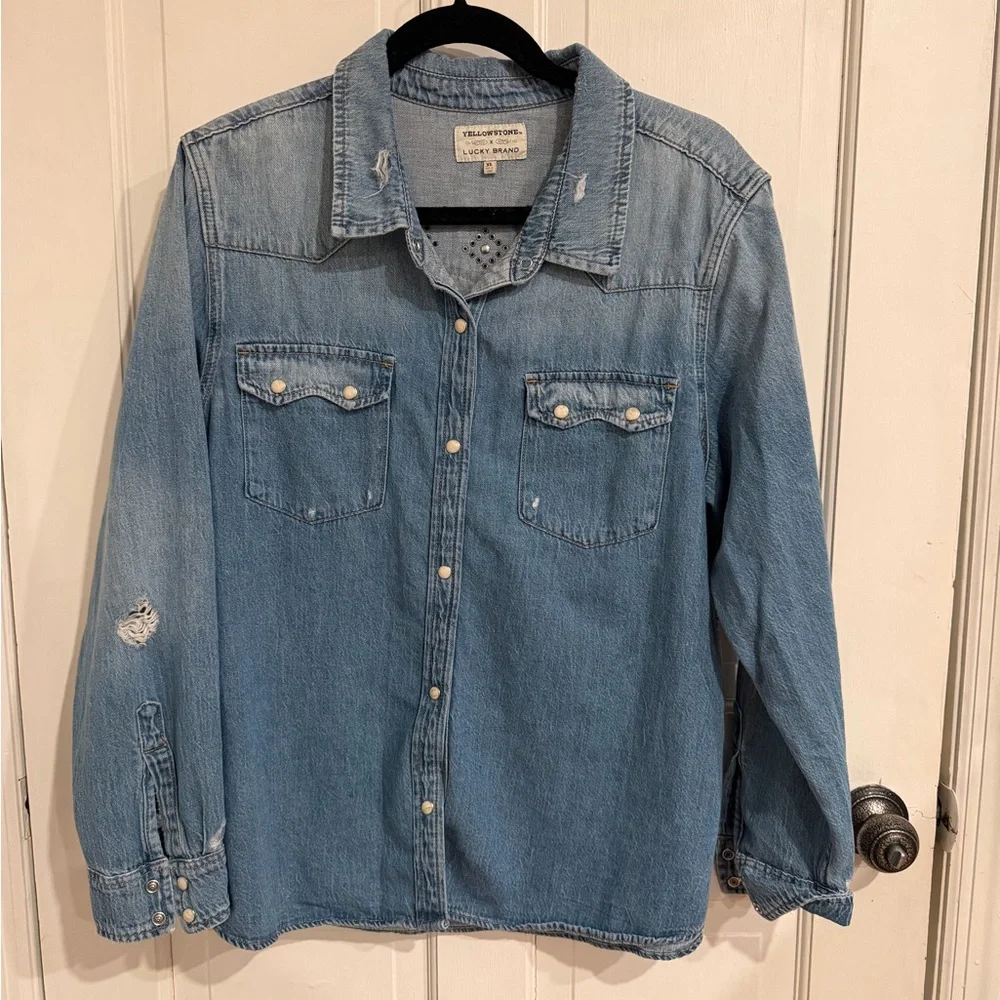 Yellowstone X Lucky Brand Light Blue Women’s Denim Shirt. Size XL - Picture 1 of 5